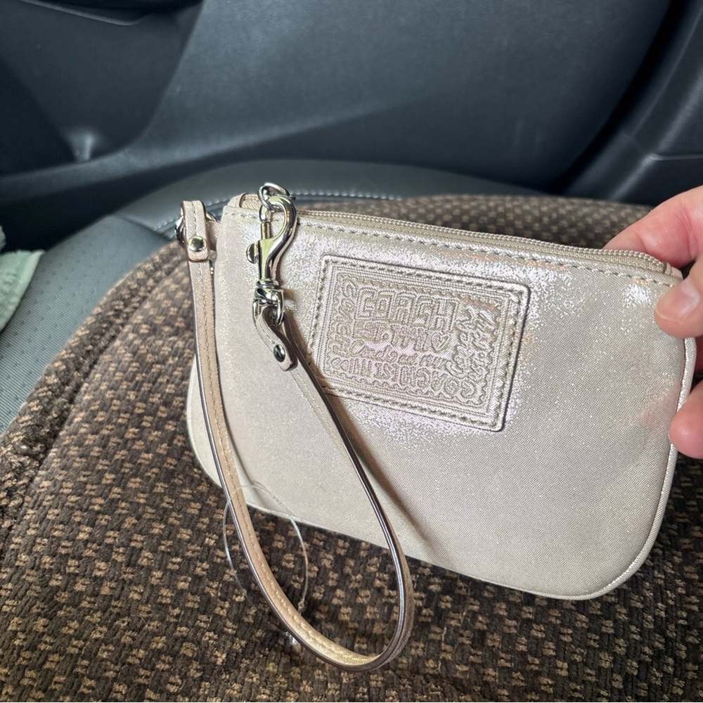 Coach Poppy Pearl Metallic Gold Wristlet Purse Wallet Shimmering